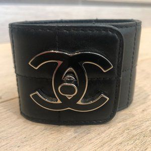 Chanel quilted leather cuff